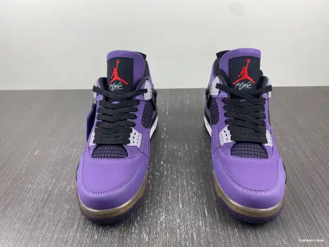HYPE Jordan Travis (Friends LN4 4 Scott Retro Family) Purple and 766296 0605